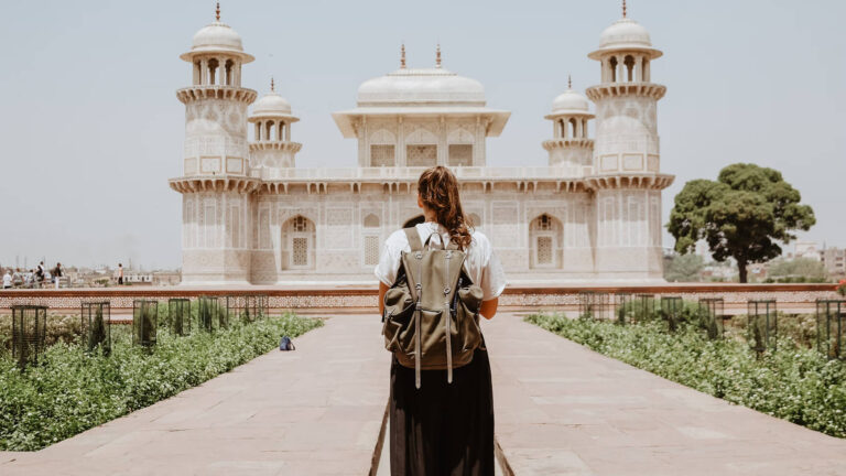 10 consejos utiles para viajar sola siendo mujer